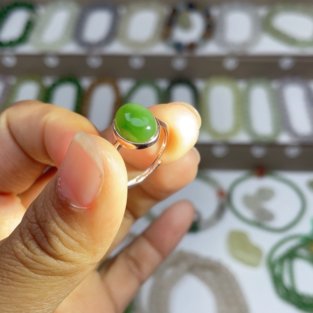 和田玉（碧玉）戒指未镶嵌