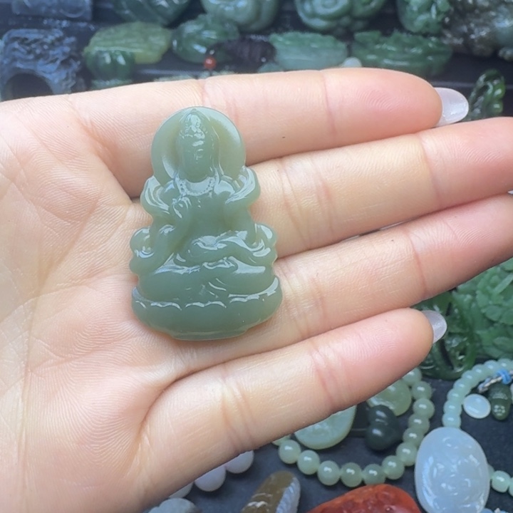 颈饰未镶嵌和田玉