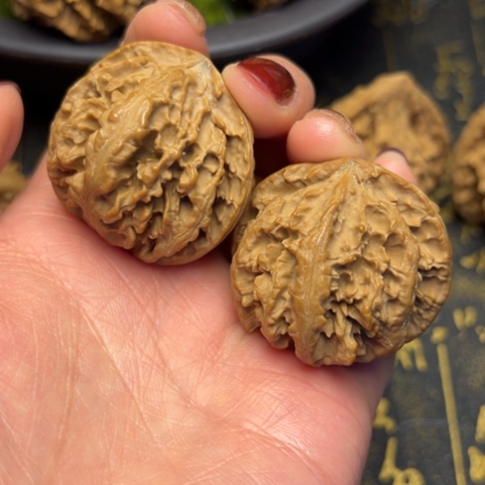 文玩核桃吊坠秦岭核桃15