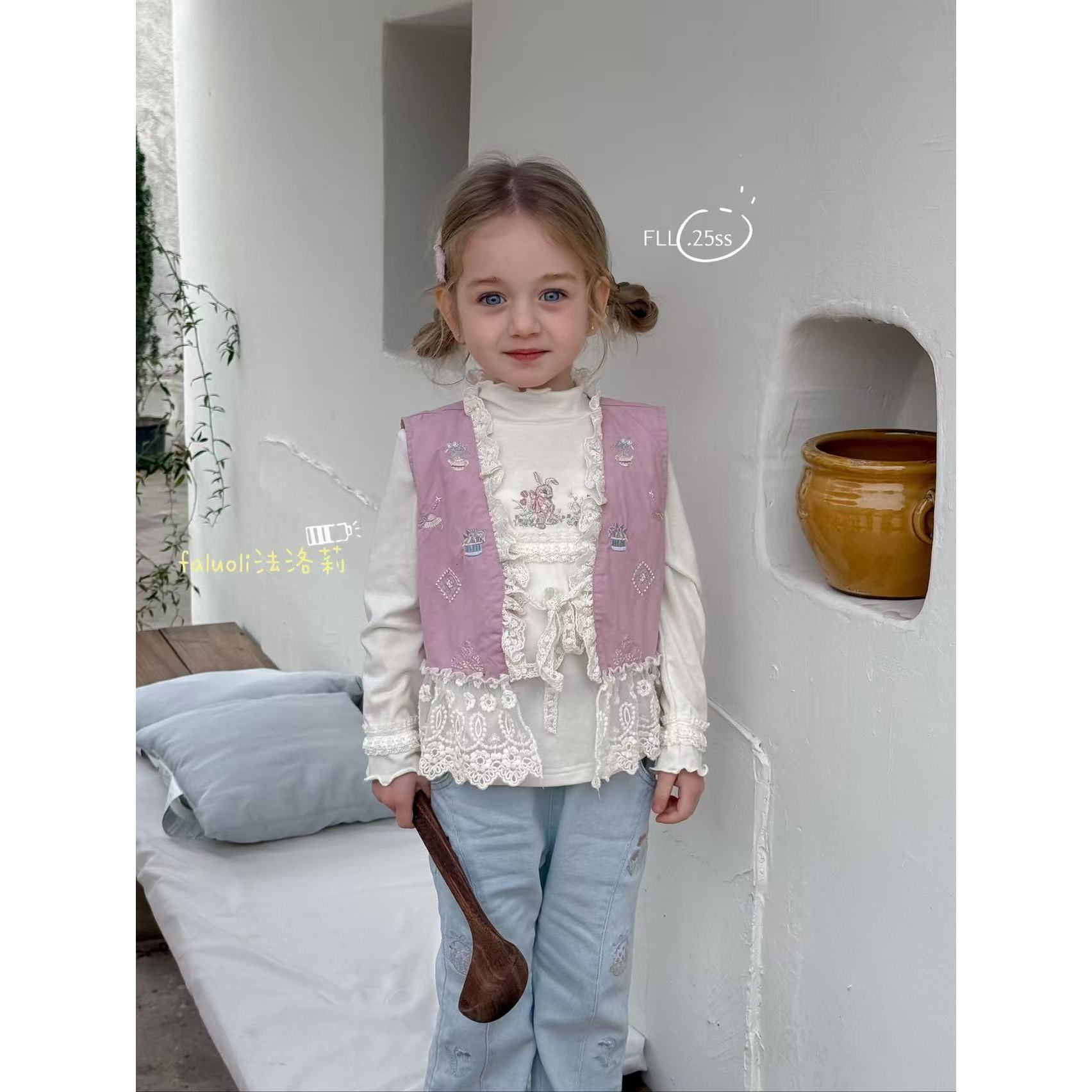 AA51~FLL·25春~花边打底衫52681