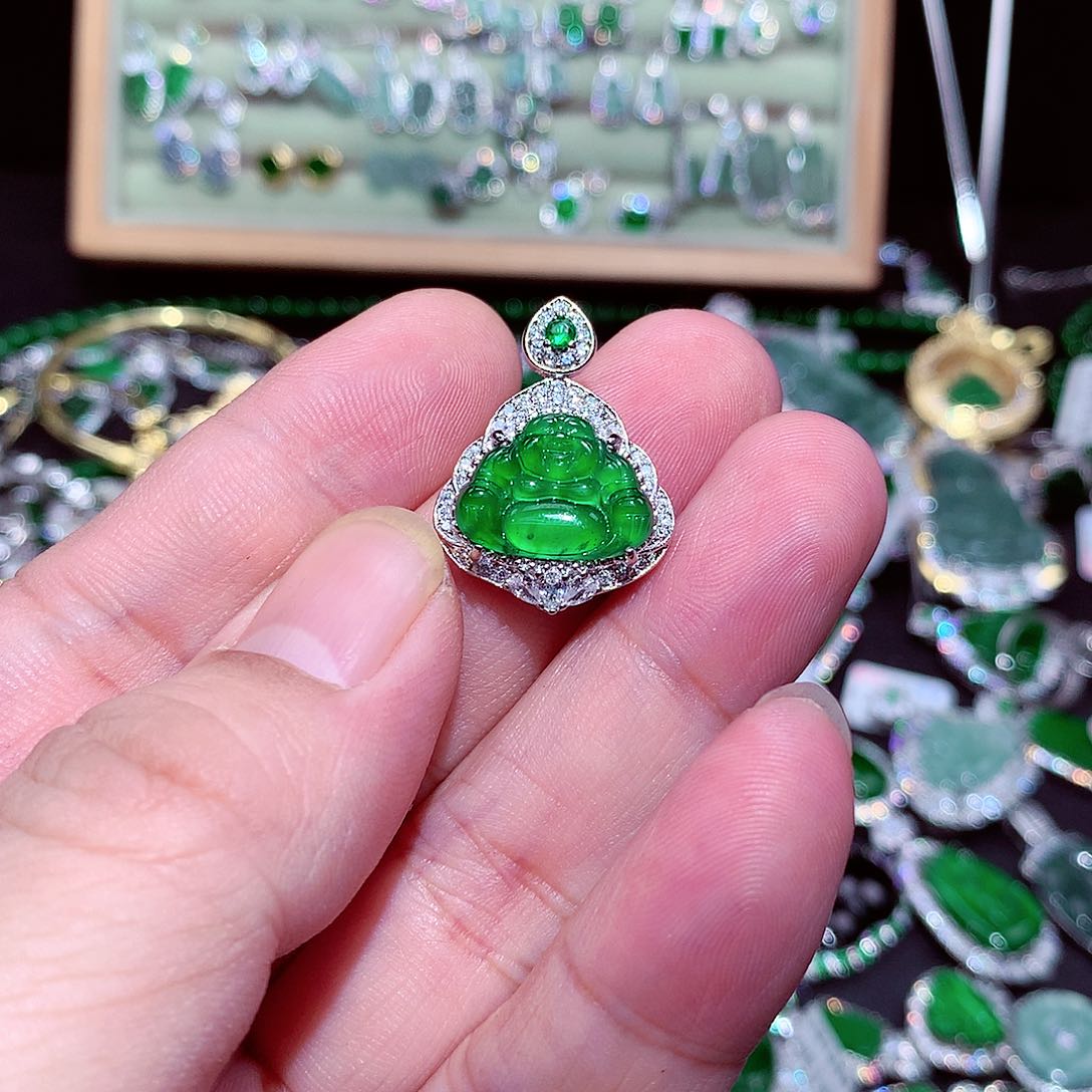 【闪购商品】翡翠吊坠(不含链)未镶嵌