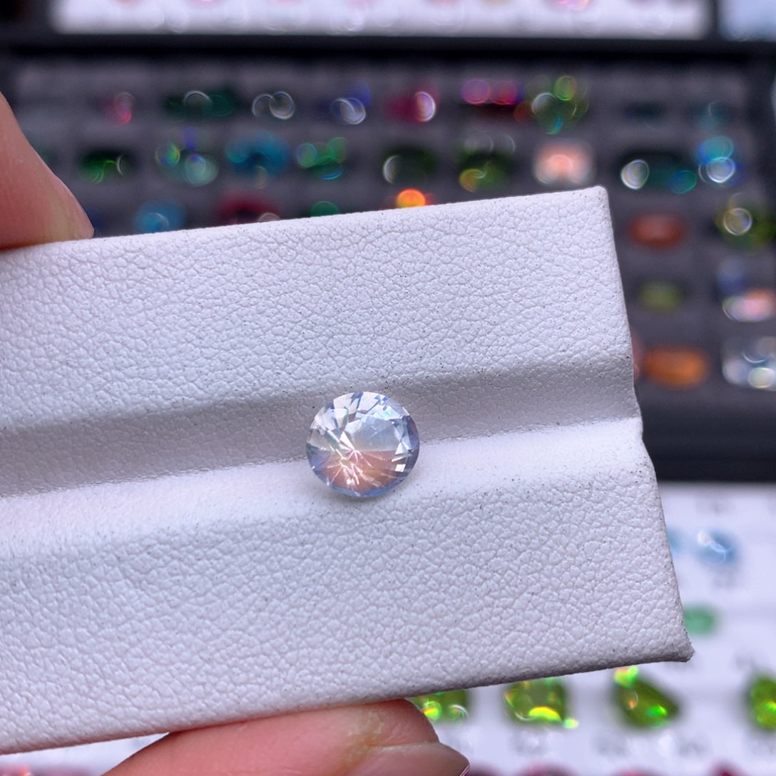 月光石珠宝半成品未镶嵌1.5克拉