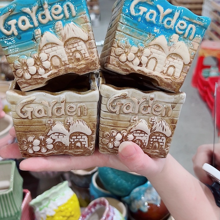 有孔.凑满10元发货多肉陶瓷花盆！