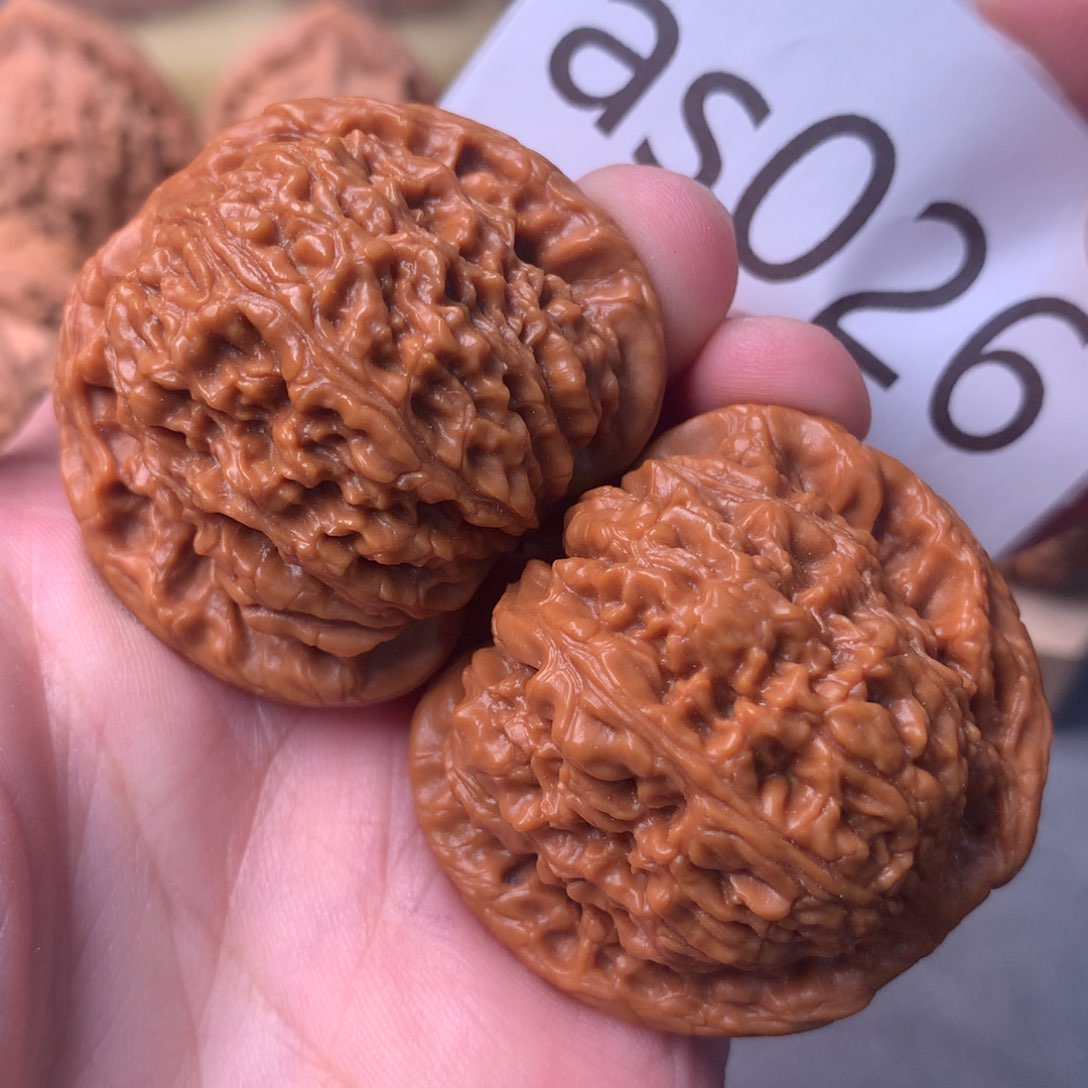 文玩核桃把件毕业粗筋球疆42