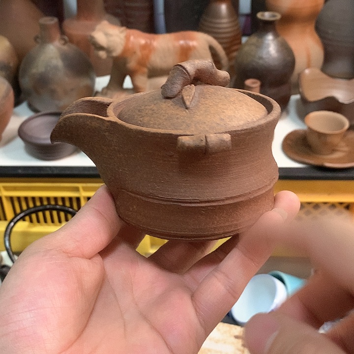 陶瓷材料宝瓶一个