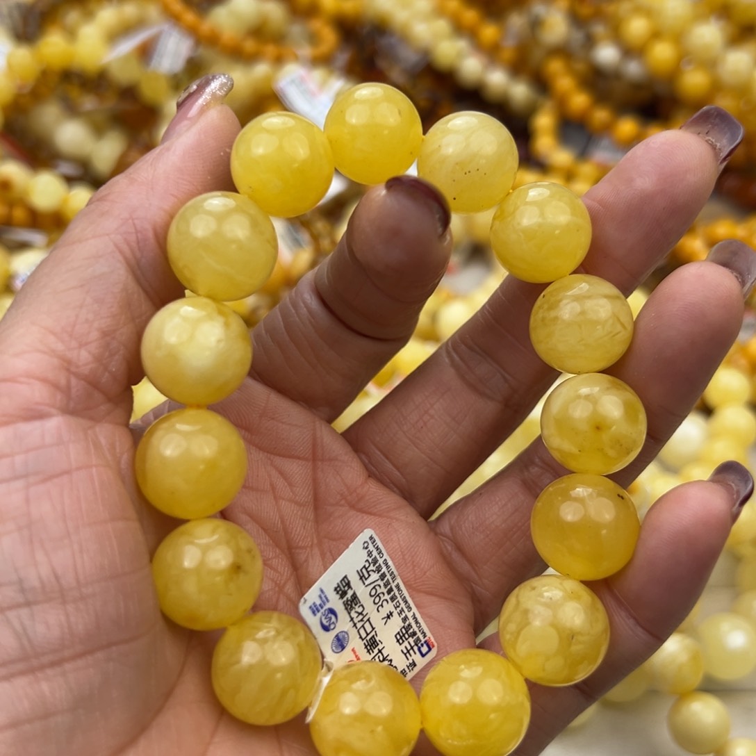 琥珀珠宝奇石未镶嵌