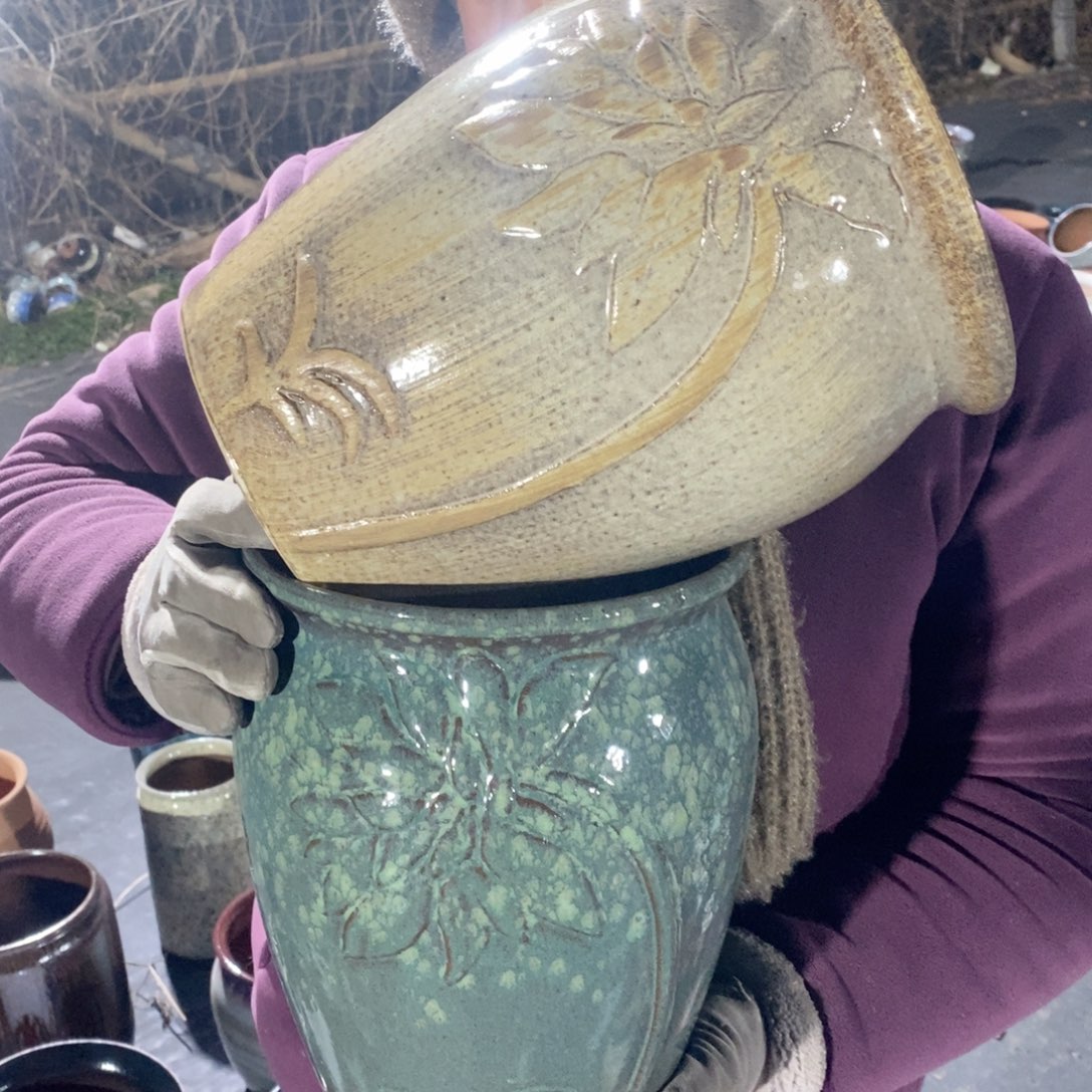 红陶口20高25～～～