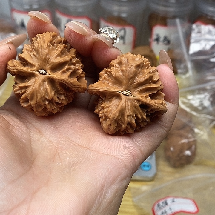 吊坠文玩核桃刚龙鳞纹40