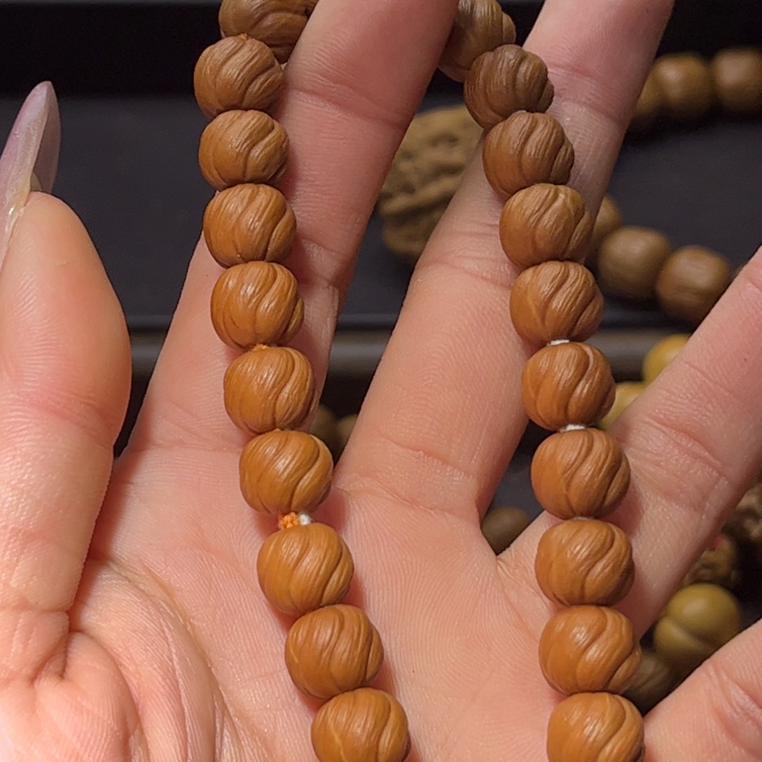 猴头核桃吊坠9+卷卷酥手持全品无瑕无药