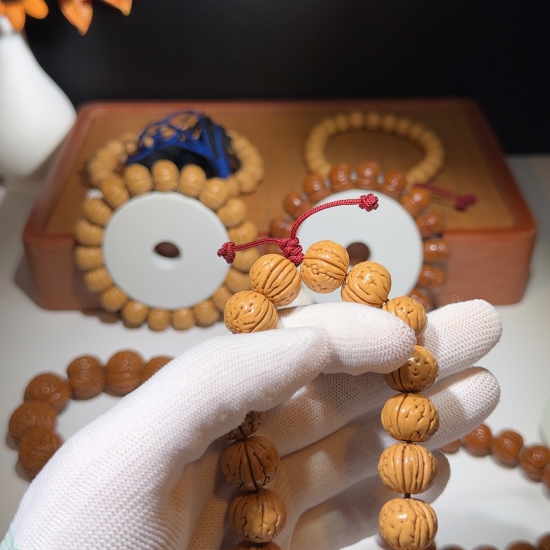 桃核吊坠墨**寸精品桃核