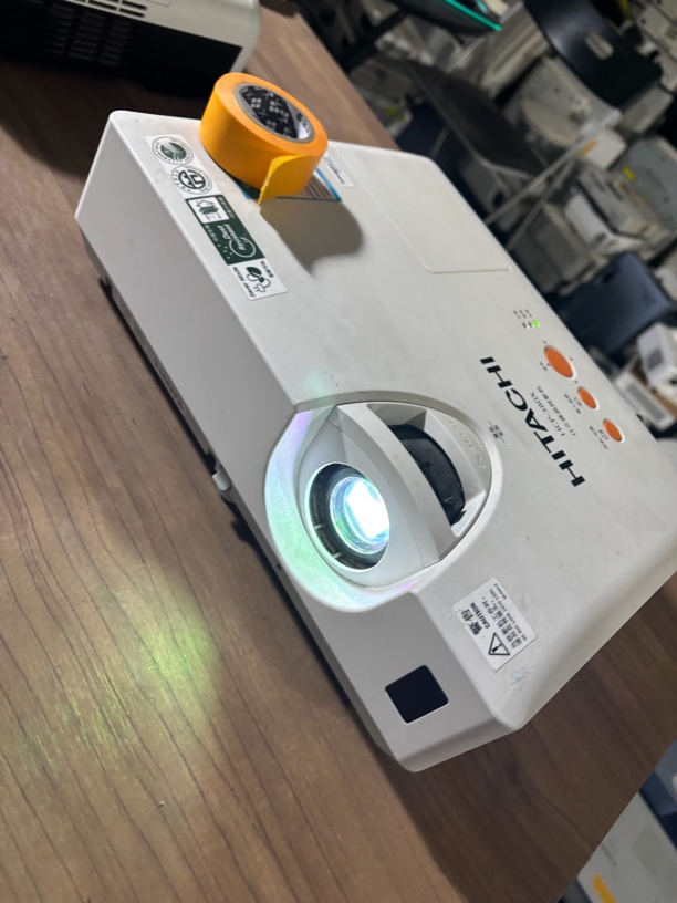 9新 HITACHI/日立 二手 日立投影仪 运费自理