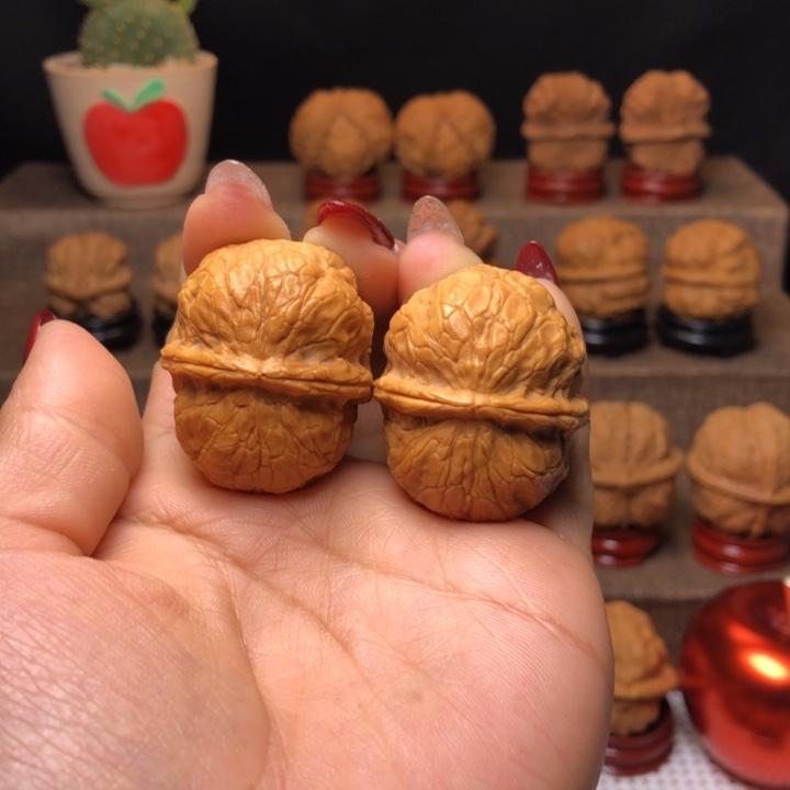 文玩核桃把件18玄武元宝