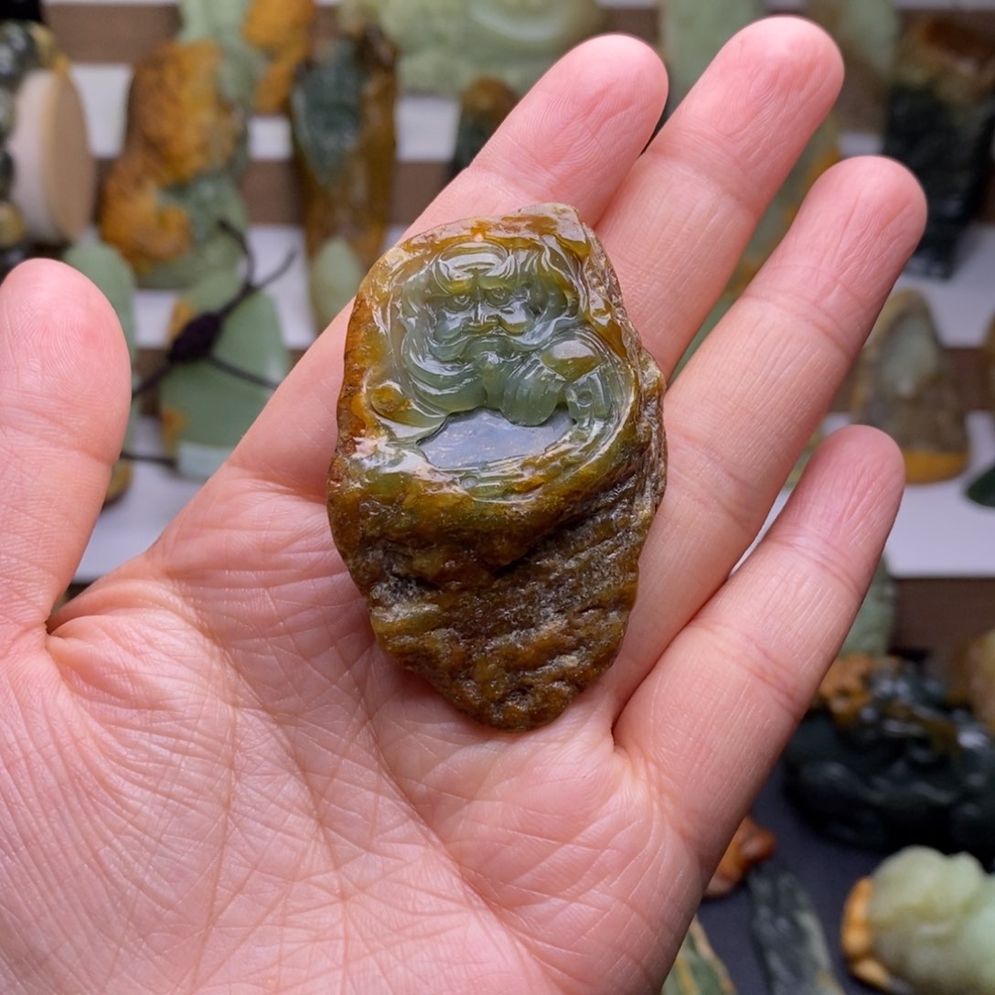 岫岩河磨玉（透闪石质玉）挂件未镶嵌