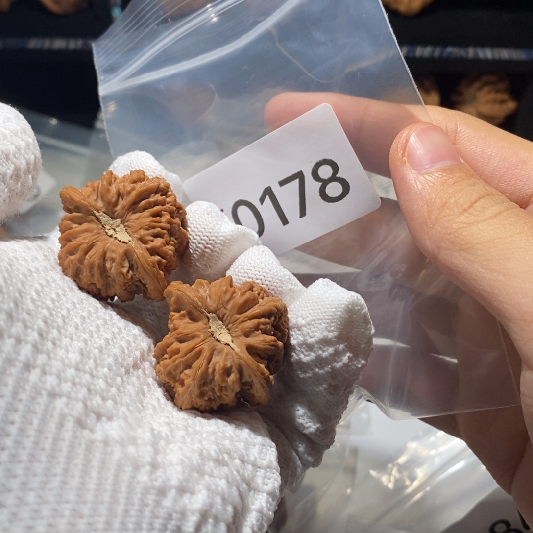 文玩核桃吊坠35全品原生态老款密纹