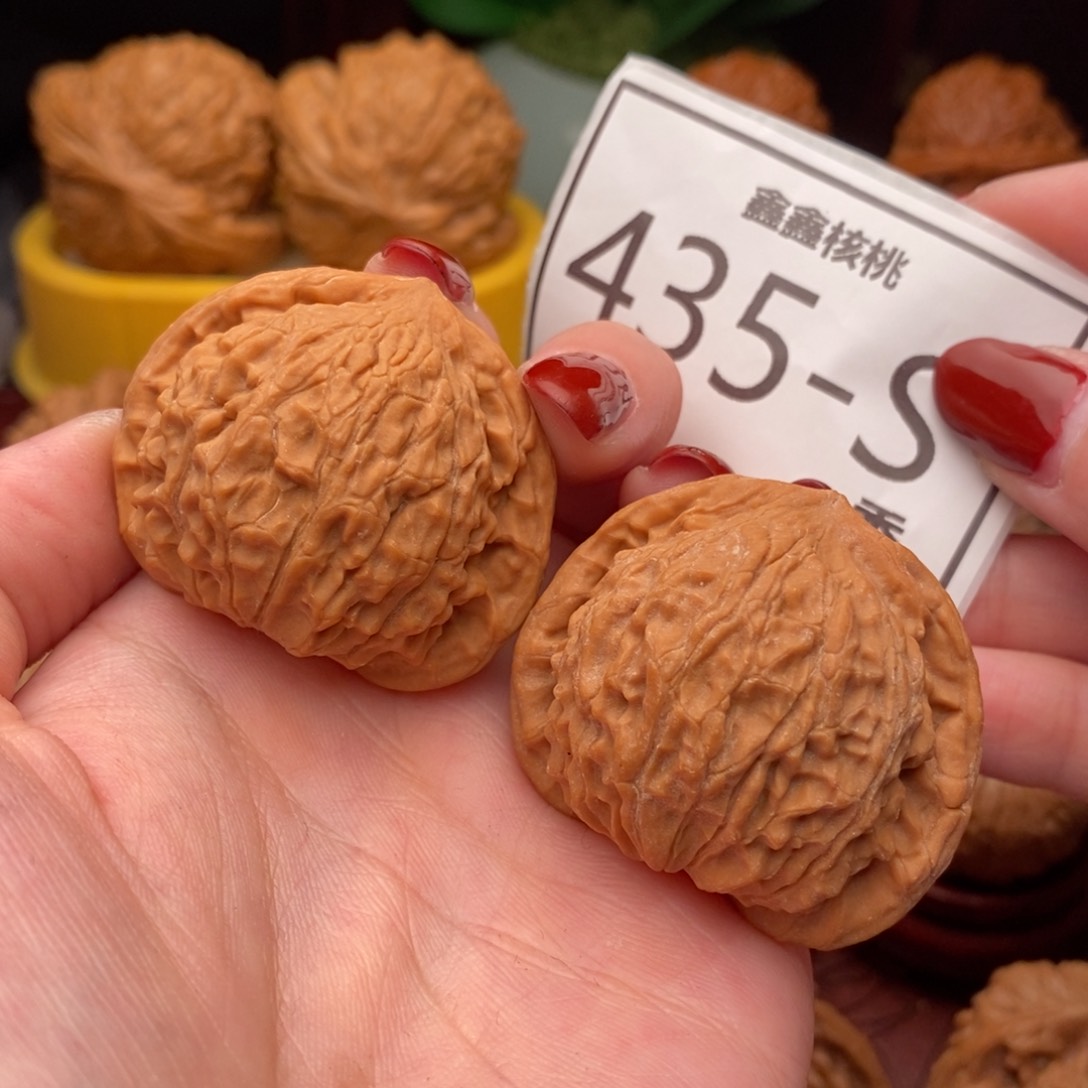 文玩核桃把件一抹红41