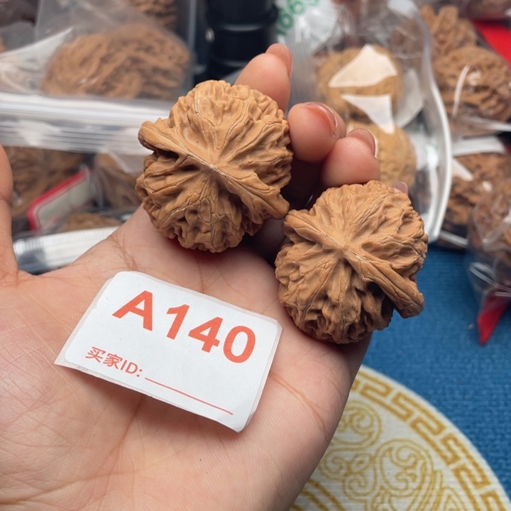 文玩核桃吊坠核桃