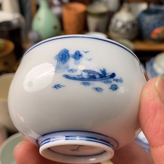    中古物品默认微瑕，谨慎参拍，满18包邮！