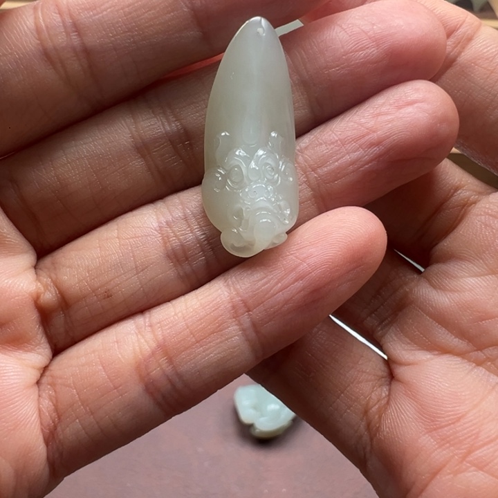 和田玉未镶嵌颈饰貔貅