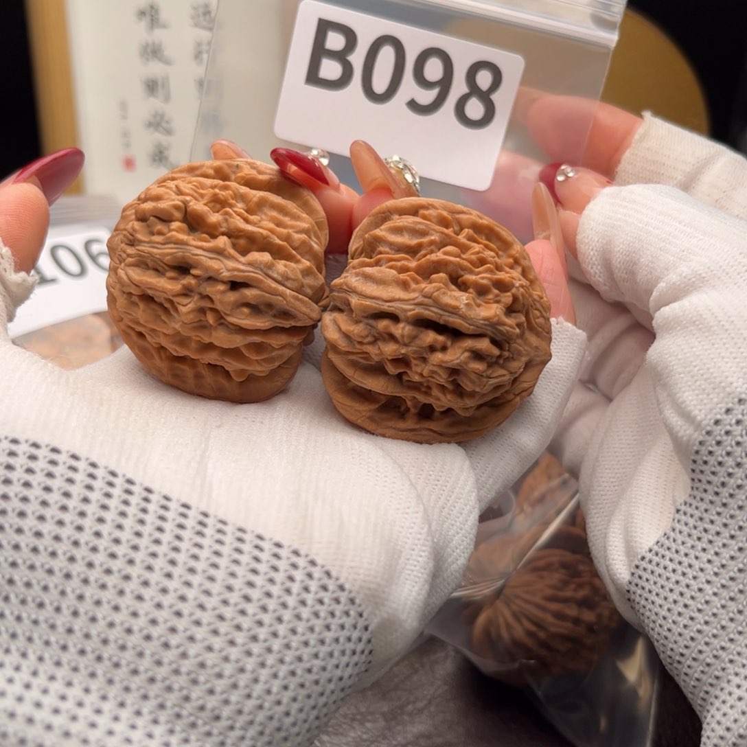 文玩核桃把件44楼b 098