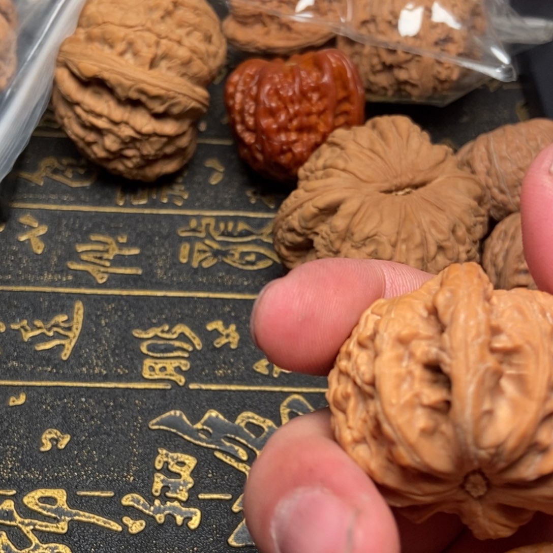 文玩核桃把件心*老南疆