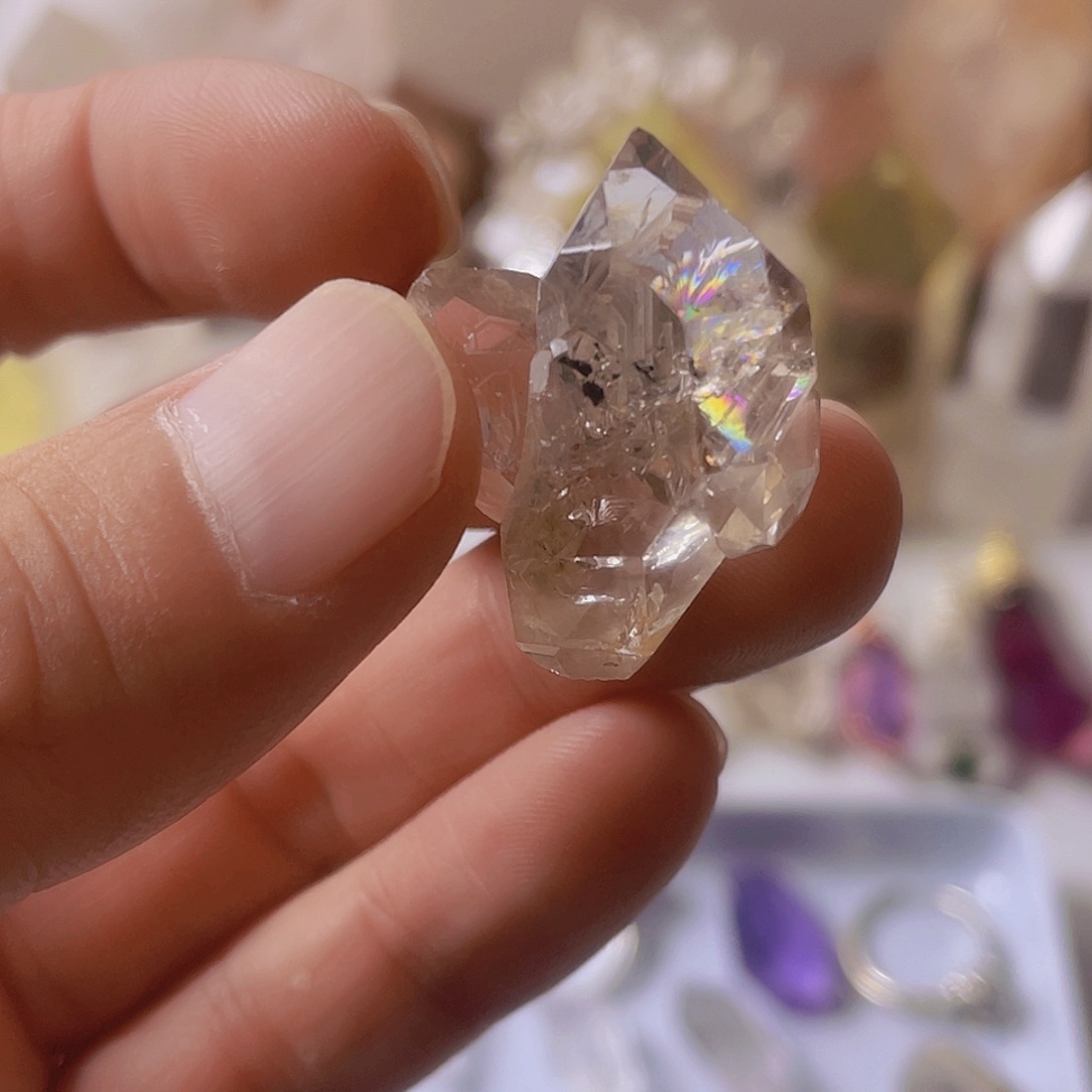 石材重庆闪灵钻水晶
