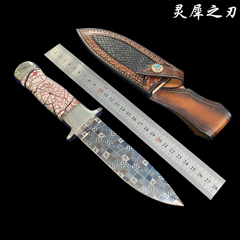 瑞典大马士革钢高硬度锋利直刀烤蓝马赛克纹精选材质手柄握感舒适