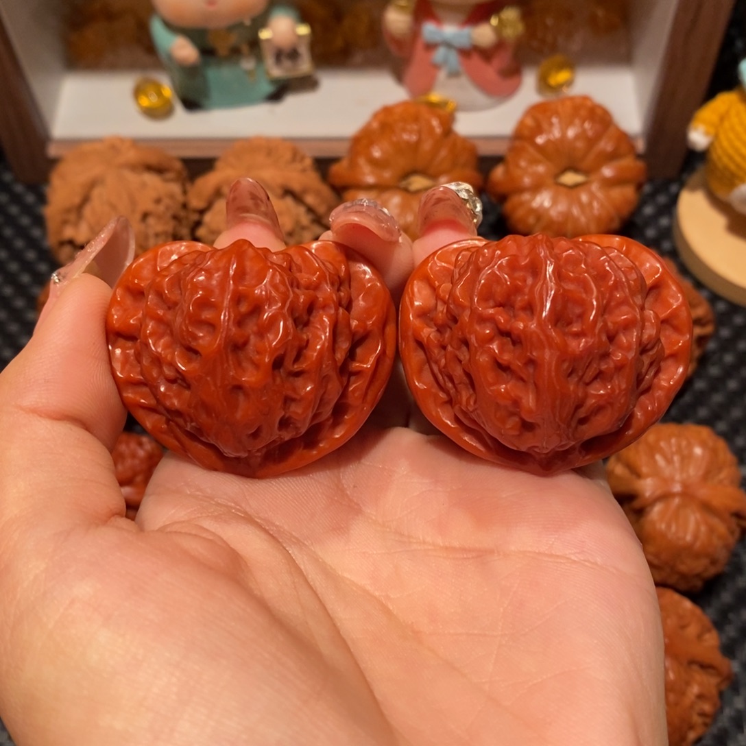 n****吊坠桃核41.6桃心宫灯，1005