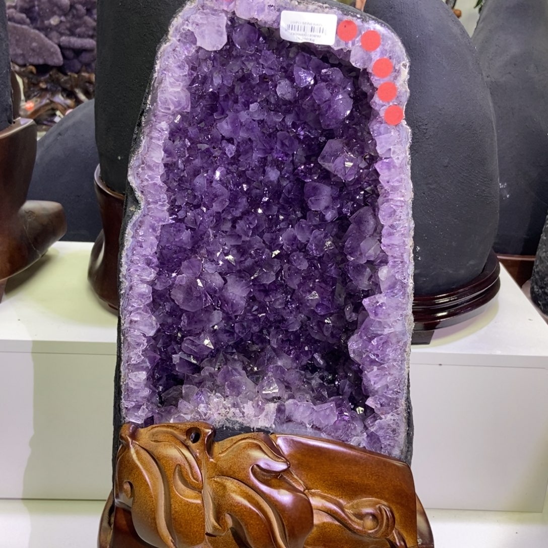 未镶嵌水晶大型摆件（非配饰）