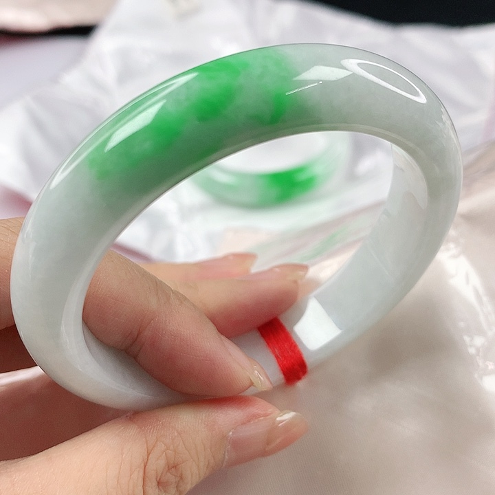 未镶嵌手镯翡翠，133