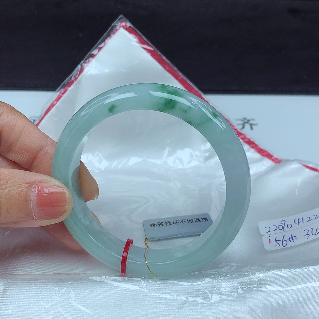 翡翠手镯未镶嵌56圈1226