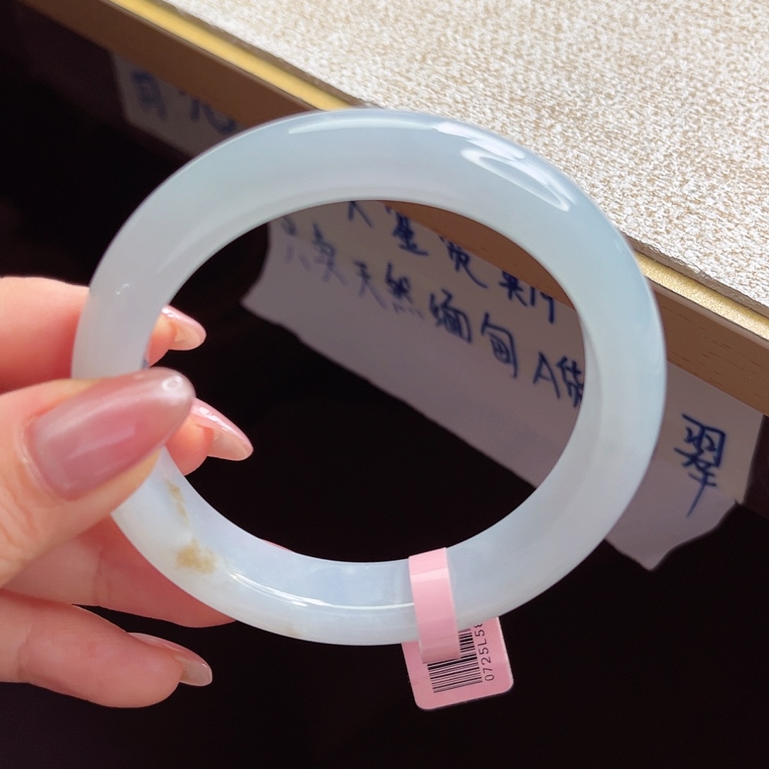 翡翠未镶嵌手镯手镯