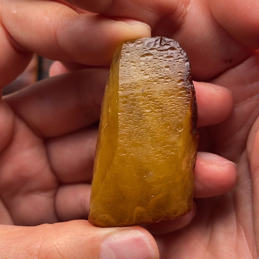 定制琥珀未镶嵌蜜蜡