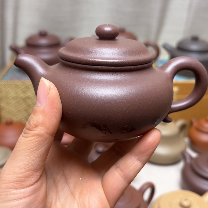 紫砂茶壶?****1黄龙山底槽清微微瑕福利
