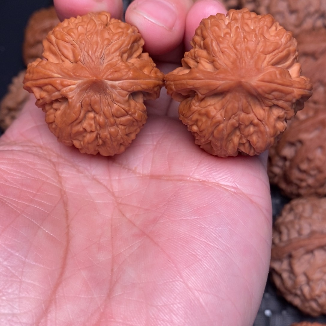 文玩核桃吊坠芭蕉扇36