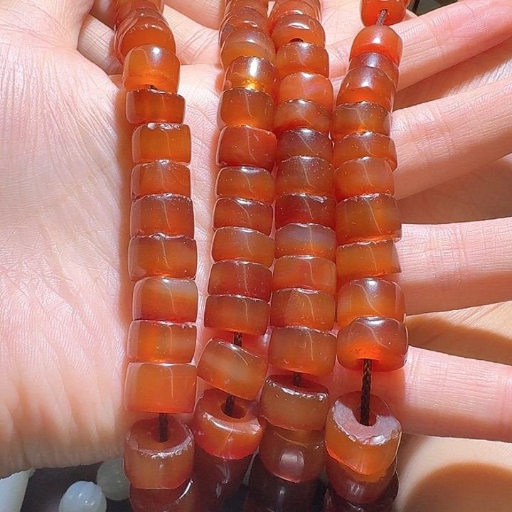 瑞***8和田玉未镶嵌颈饰