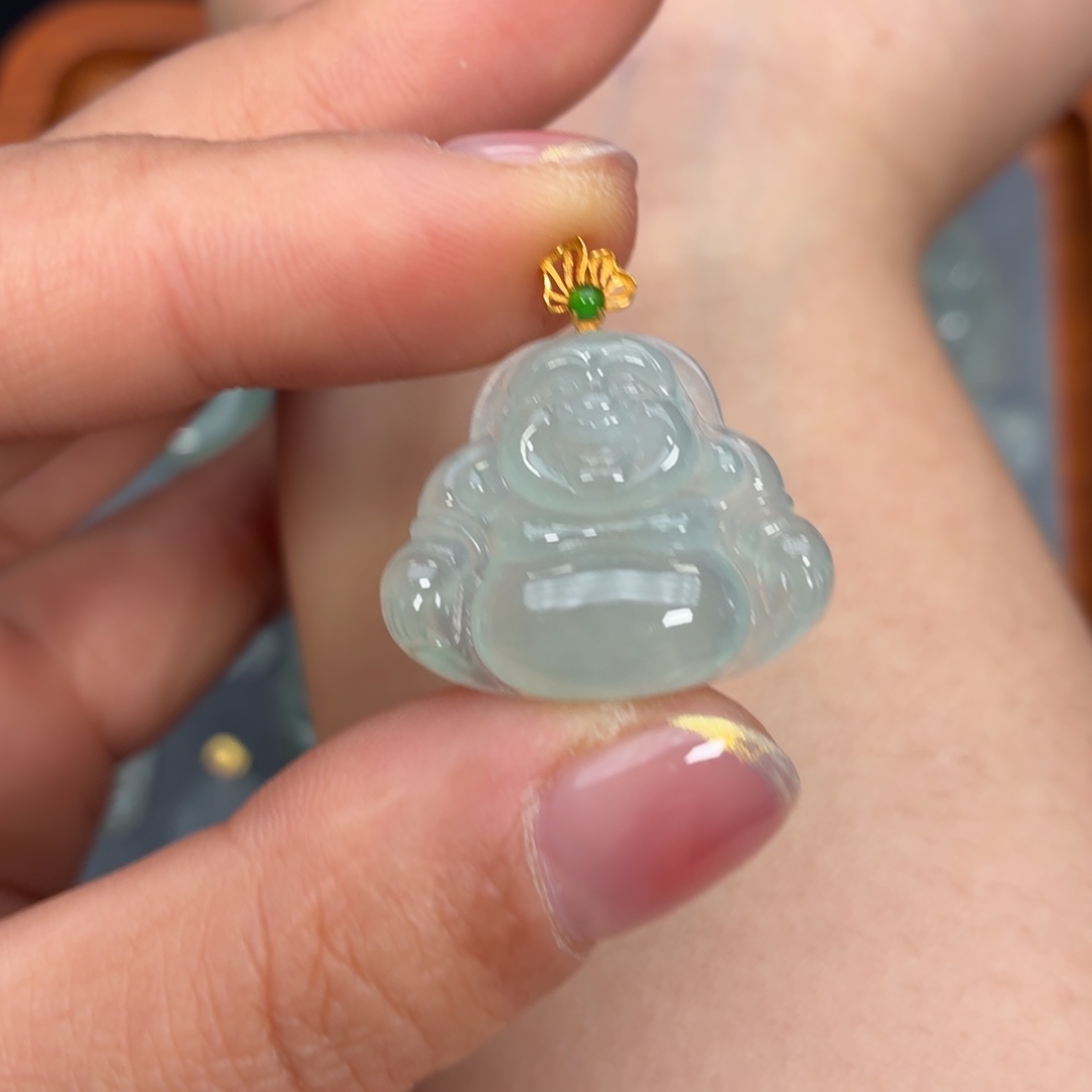 翡翠18K金镶嵌颈饰佛公