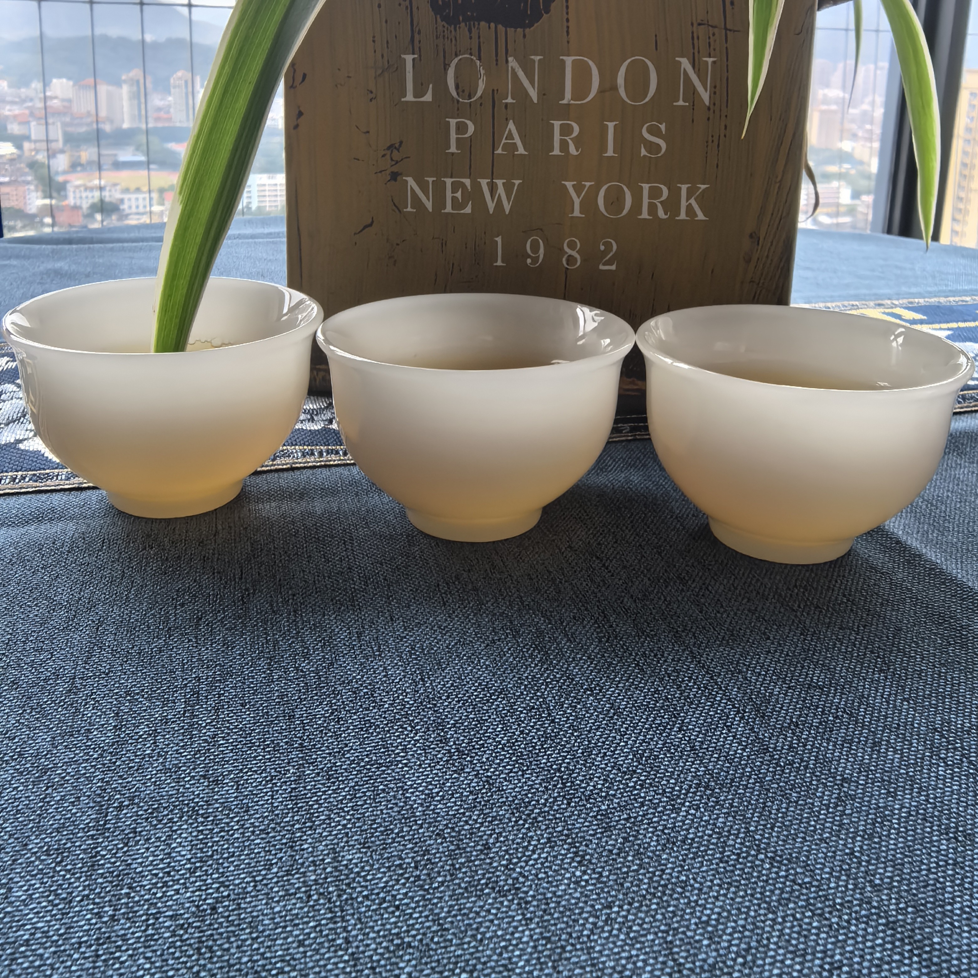 高档轻奢冰种璞玉功夫茶杯陶瓷茶具德化白瓷茶杯