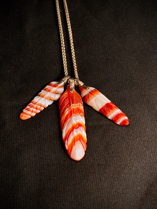 三文鱼彩虹色系羽毛套链