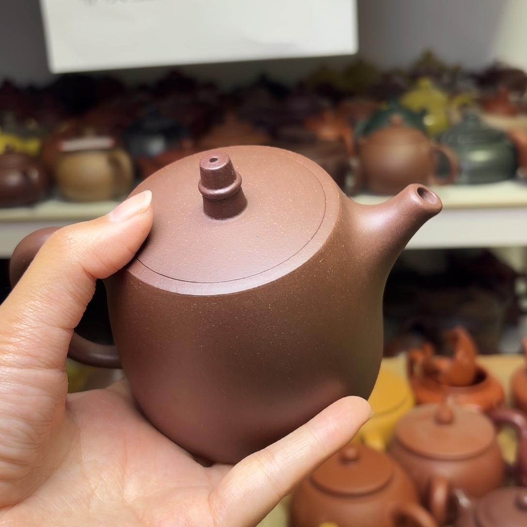 甄选宜兴本土紫砂壶