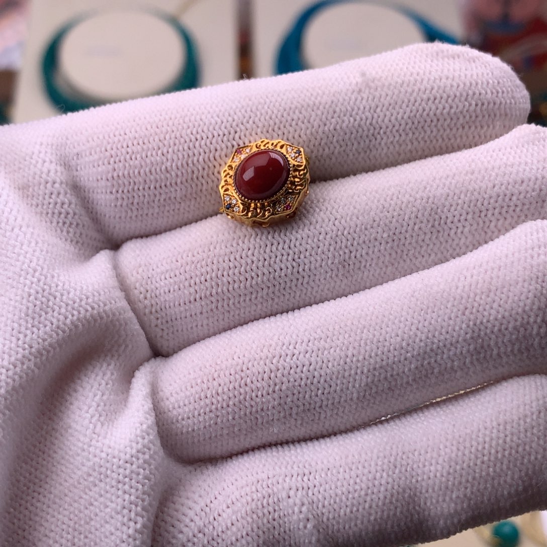 南红玛瑙配饰82未镶嵌s****?