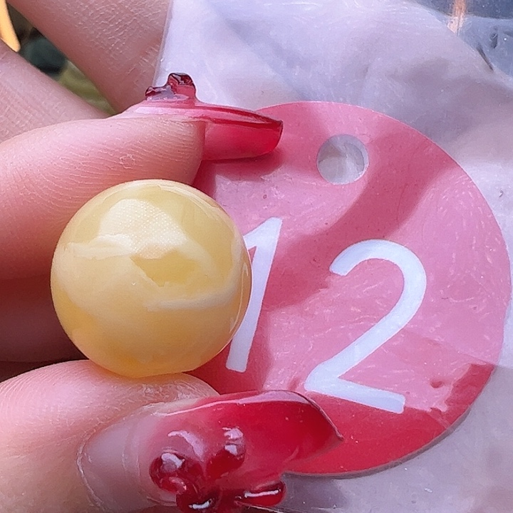 蜜蜡裸石未镶嵌15.7mm 圆珠