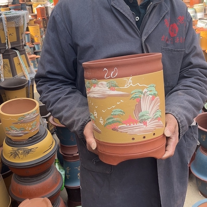 紫砂紫砂花盆和一