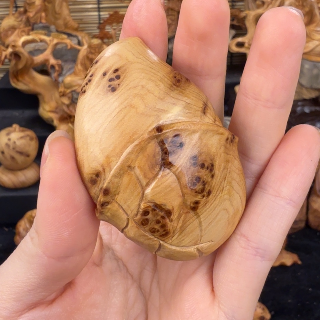 柏木（崖柏）手把件