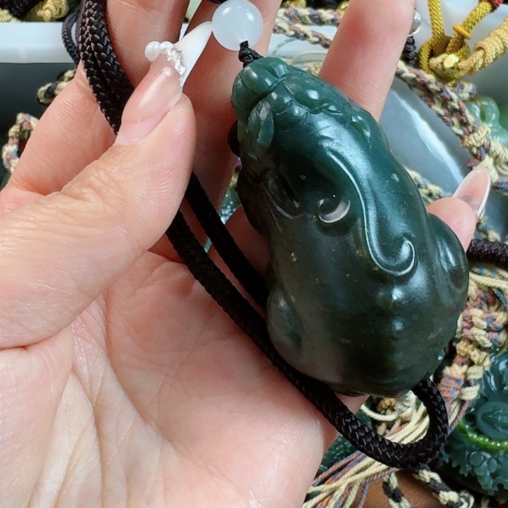 和田玉挂件未镶嵌