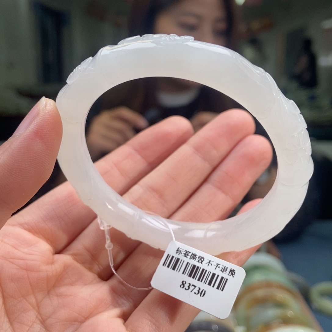 和田玉手镯未镶嵌53.9