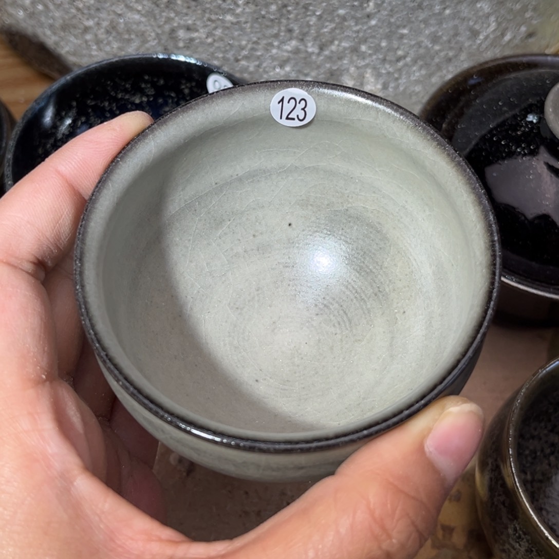 茶盏义兴龙窑坚持真柴烧