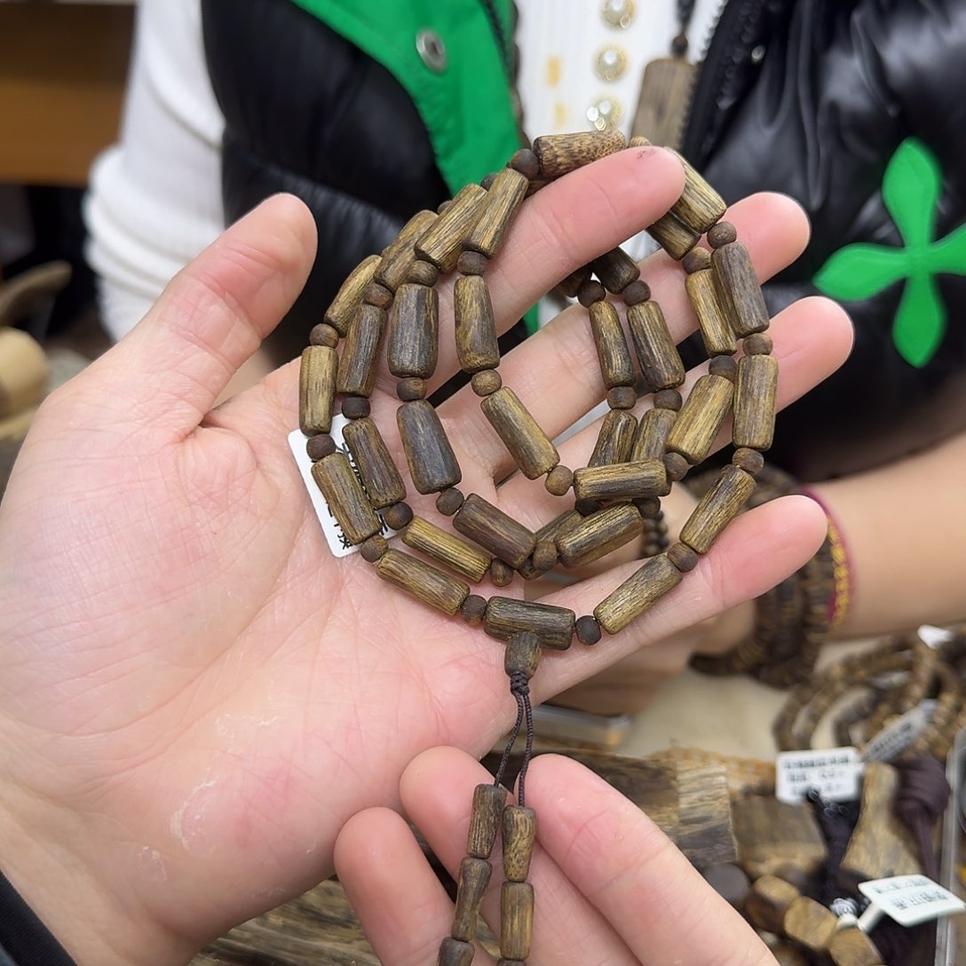 沉香木手串白棋沉水浮树心多圈 22 克多样性发一