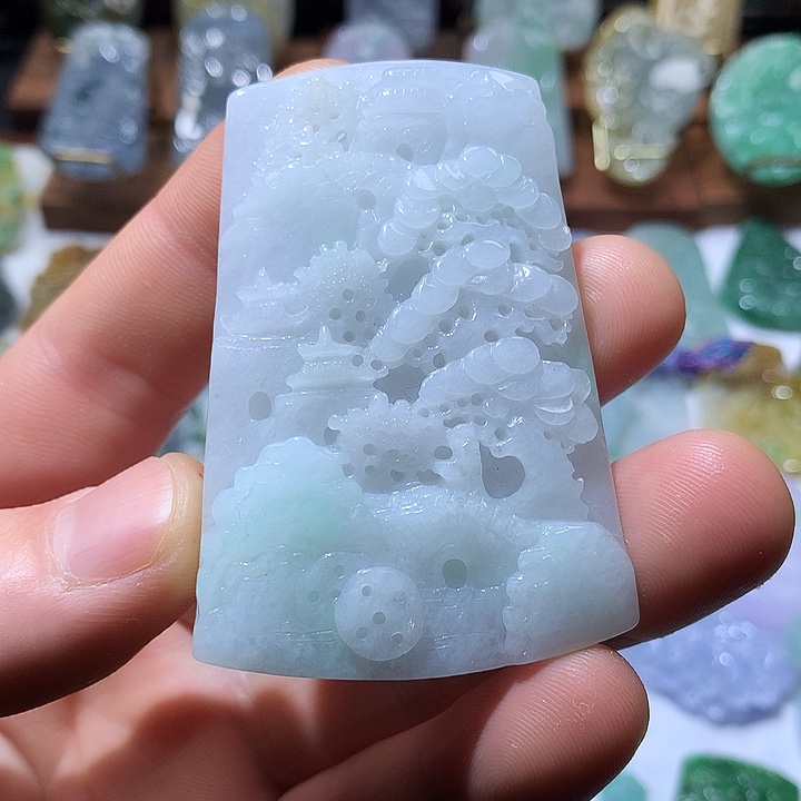 翡翠吊坠(不含链)未镶嵌