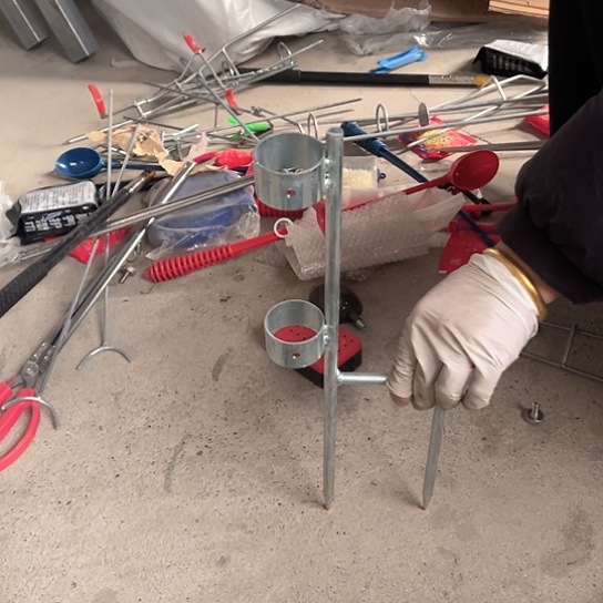 小号地插双圈支架微瑕一个