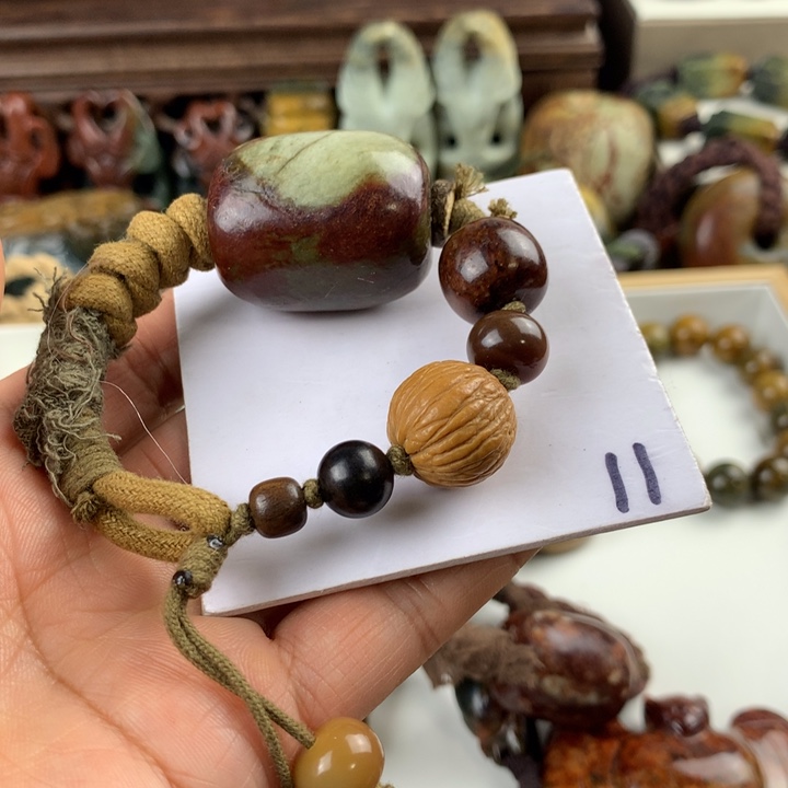 岫岩河磨玉（透闪石质玉）未镶嵌珠宝奇石微*